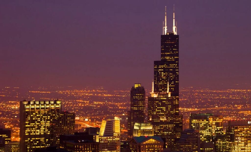 Chicago skyline at dusk featuring Willis Tower